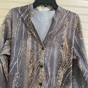 Womens M Made With Love Tunic Length Button Down Neutral Tone Long & 3/4‎ Sleeve